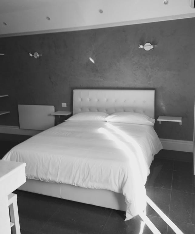 Palazzo Eliss Bed and Breakfast Margherita Di Savoia Rum bild